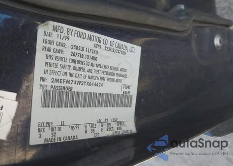 2000 Mercury Grand Marquis Gs z USA, uszkodzony, nr VIN 2MEFM74W2YX644424